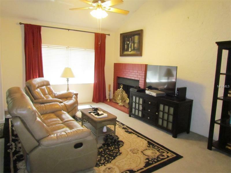 Property Photo: 13401 Pine Lake Way 201 Aka #B FL 33618