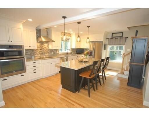 Property Photo: 20 Alderbrook Road MA 01810