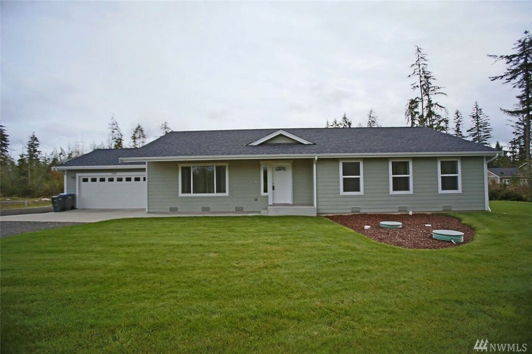 Property Photo:  7001 Pirates Cove Ave SW  WA 98367 