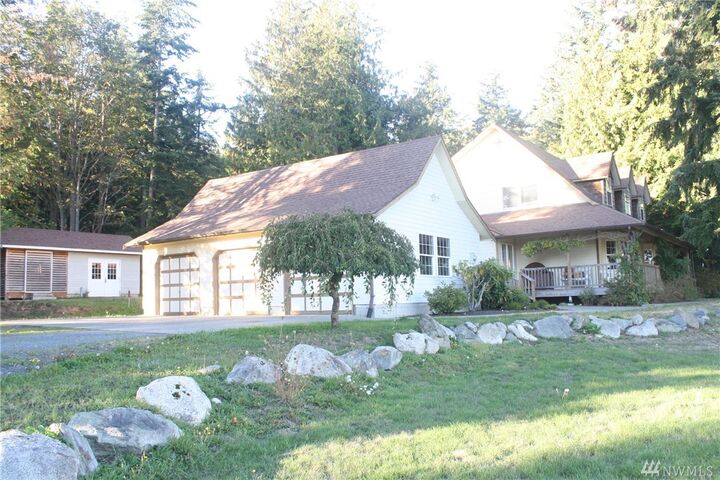Property Photo:  1303 Ranch Rd  WA 98282 