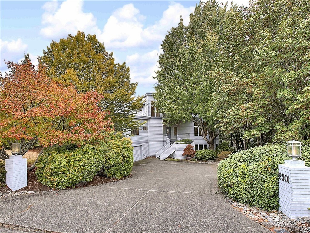 Property Photo: 2301 Nanaimo Ct NE WA 98422