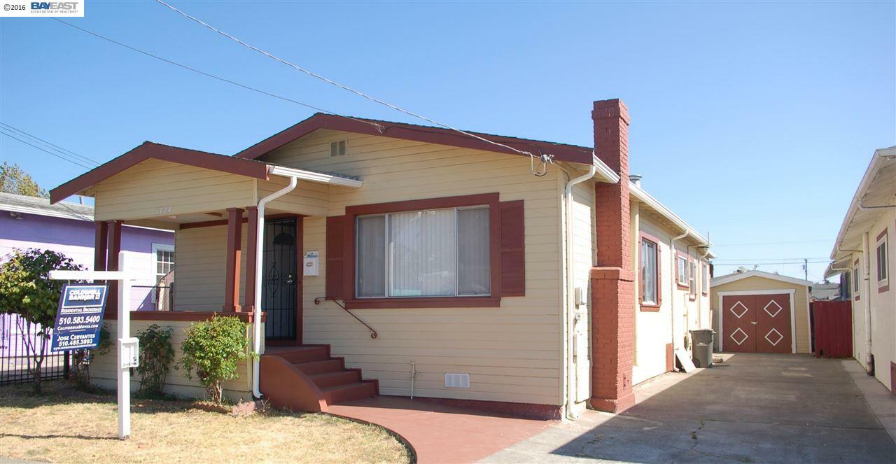 Property Photo:  2724 77th Ave  CA 94605 