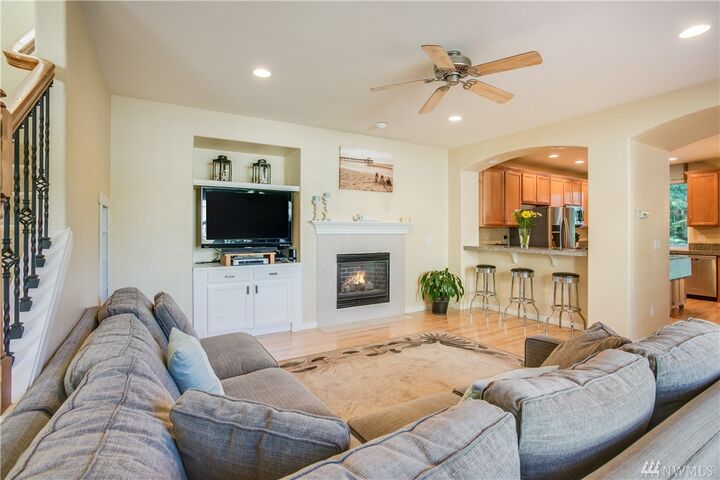 Property Photo:  24209 SE 21st St  WA 98075 