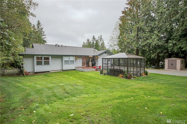 Property Photo:  8408 S Lake Ketchum Rd  WA 98292 