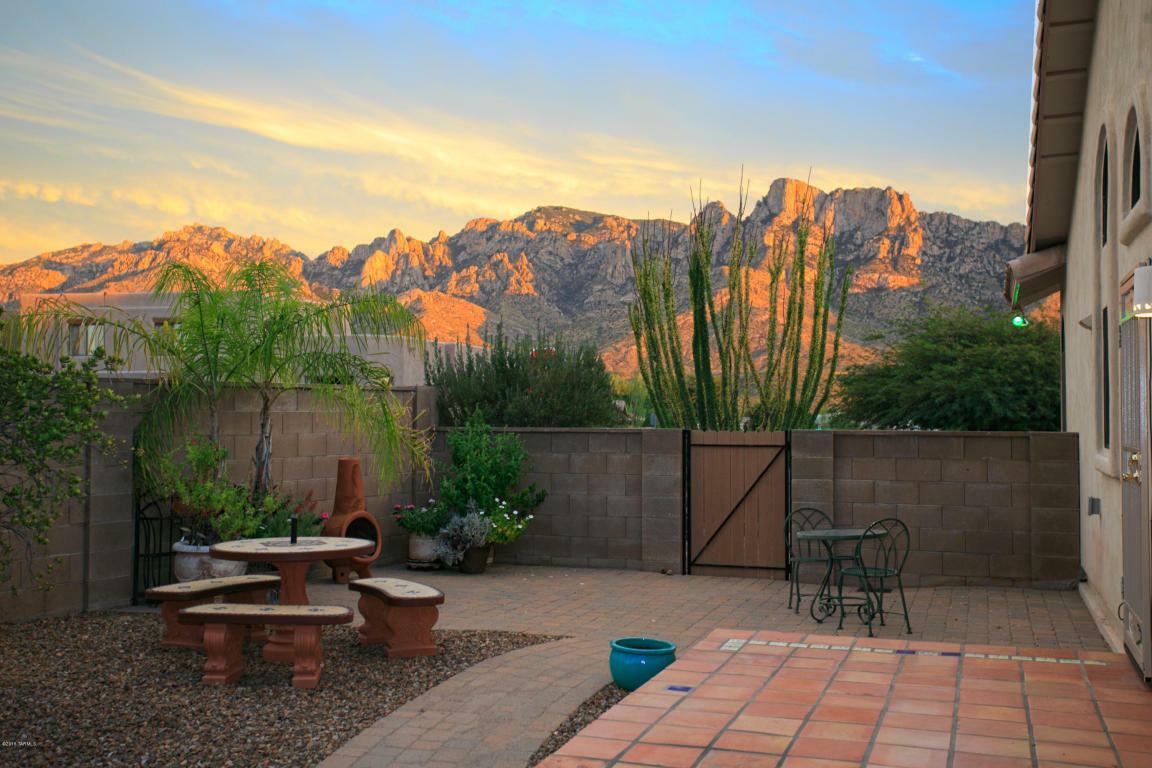 Property Photo: 1535 E Ganymede Drive AZ 85737