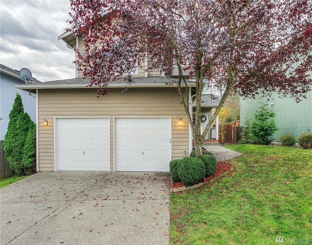 Property Photo:  908 177th Place SW  WA 98037 