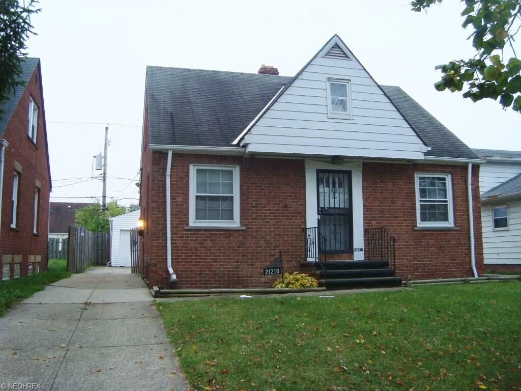 Property Photo:  21218 Clare Avenue  OH 44137 