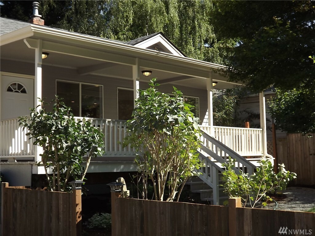 Property Photo: 8604 29th Ave NW WA 98117