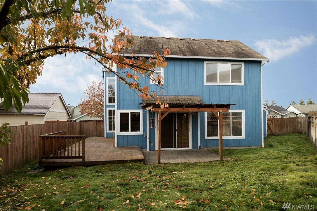 Property Photo: 20021 10th Av Ct E WA 98387