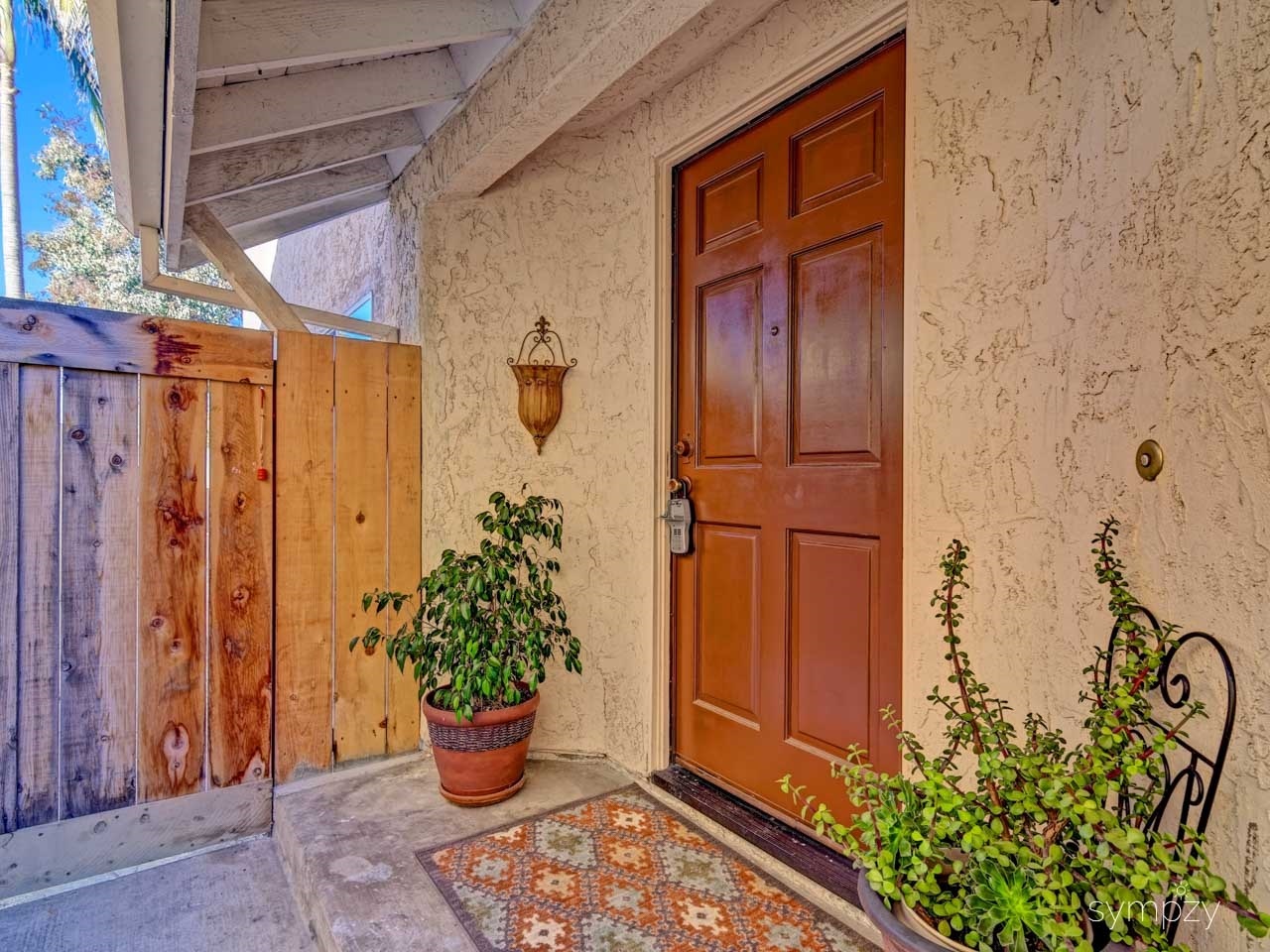 Property Photo:  1790 Shadow Mountain  CA 92024 