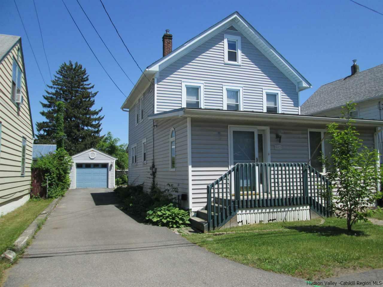 Property Photo:  880 Nicholas  NY 12401 