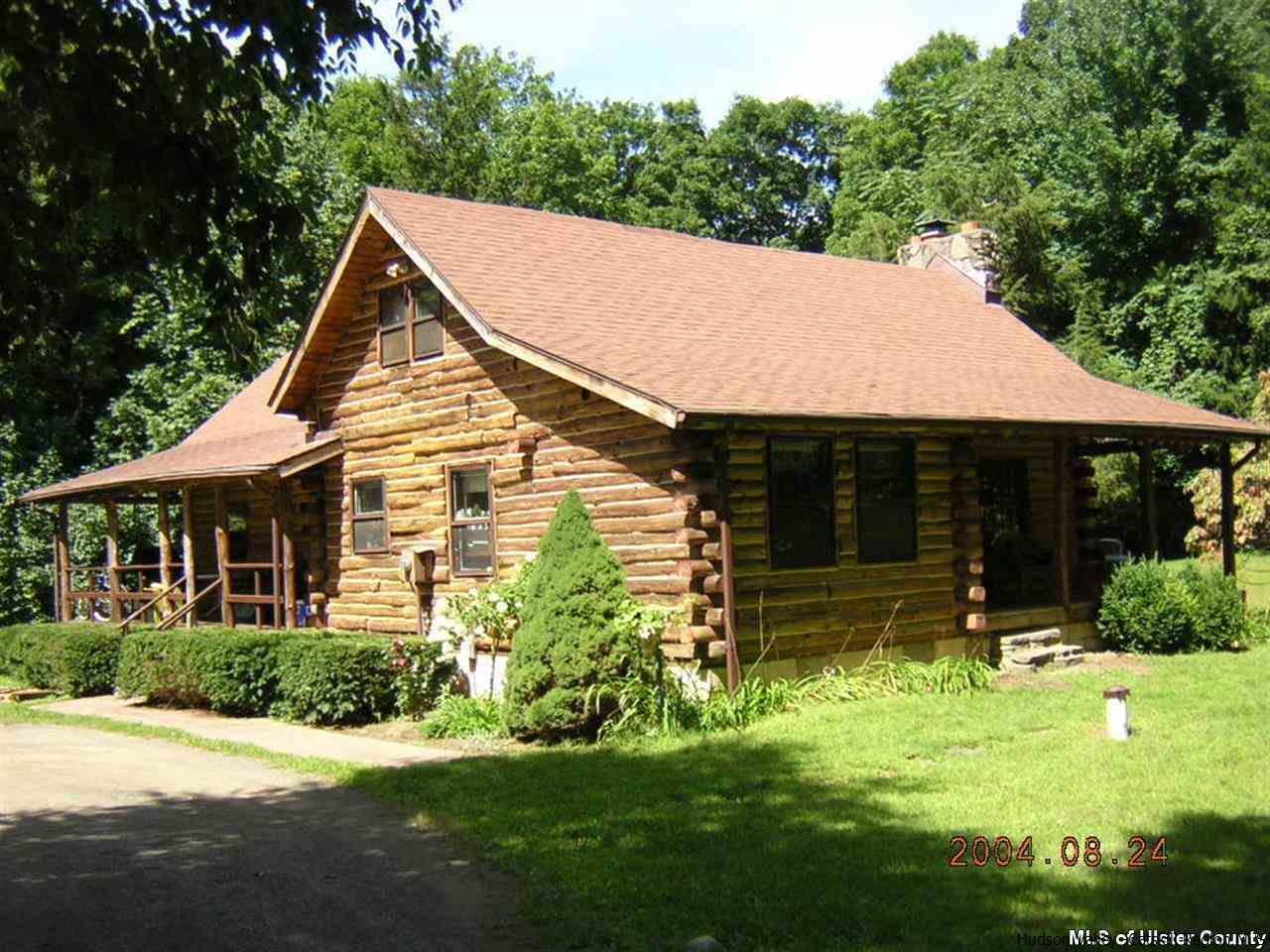 Property Photo:  255 Fraleigh  NY 12571 