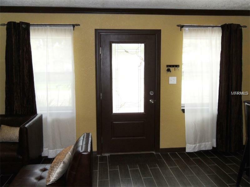 Property Photo: 1610 Curry Ford Road FL 32806