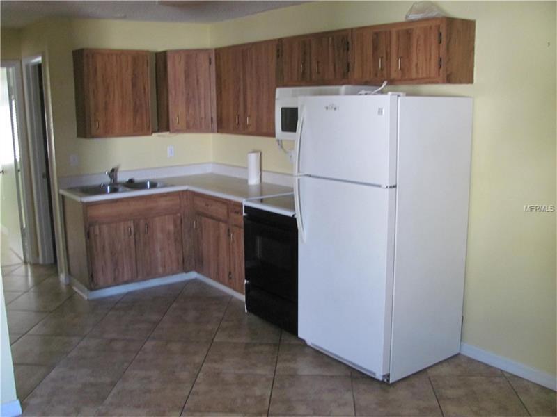 Property Photo: 1205 68th Avenue Drive W 14 FL 34207