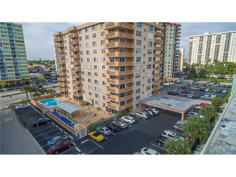 Property Photo:  1601 S Ocean Dr 904  FL 33019 