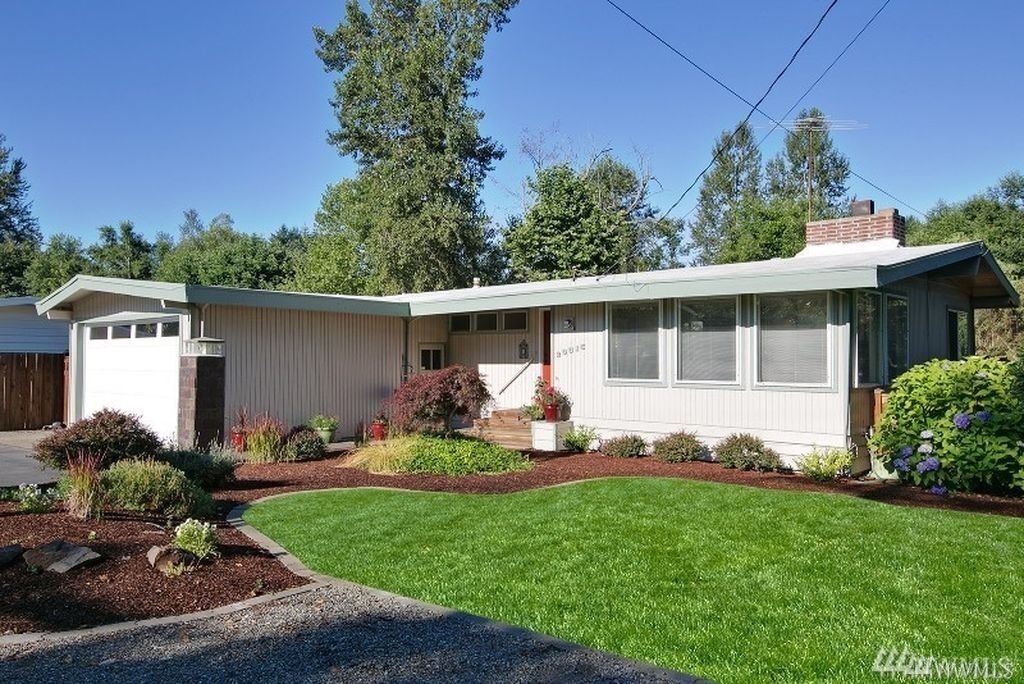 Property Photo: 20815 120th Place SE WA 98031