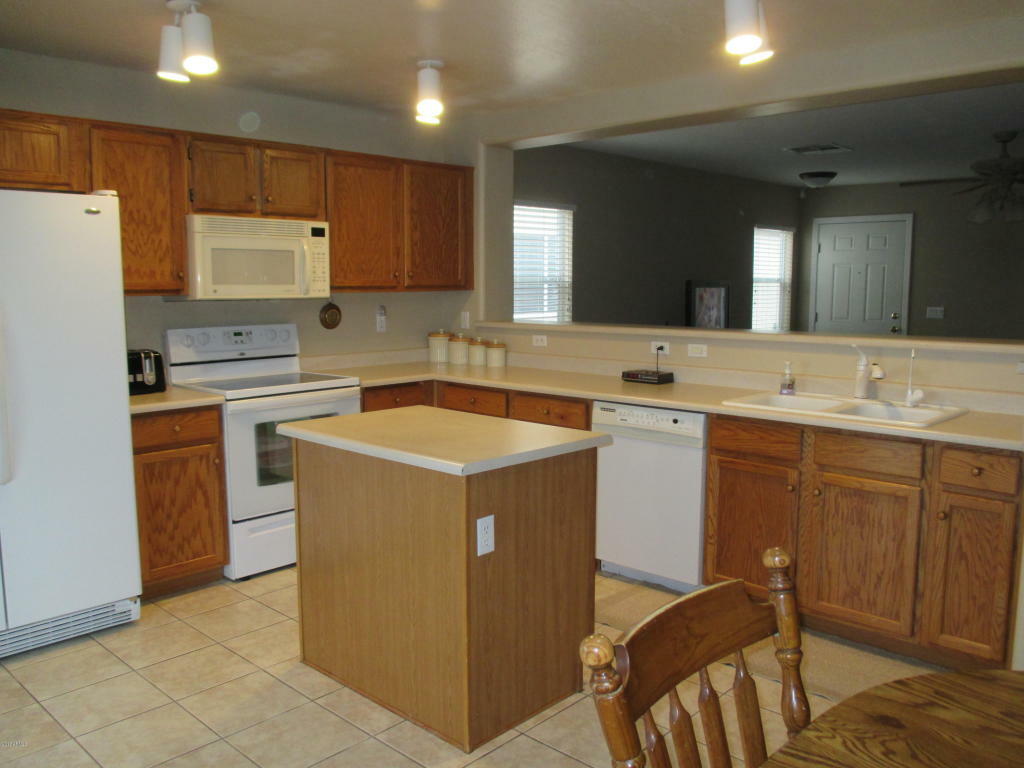 Property Photo:  22757 W Papago Street  AZ 85326 