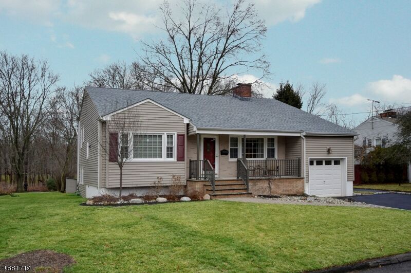 Property Photo: 2 Nomahegan Ct NJ 07016