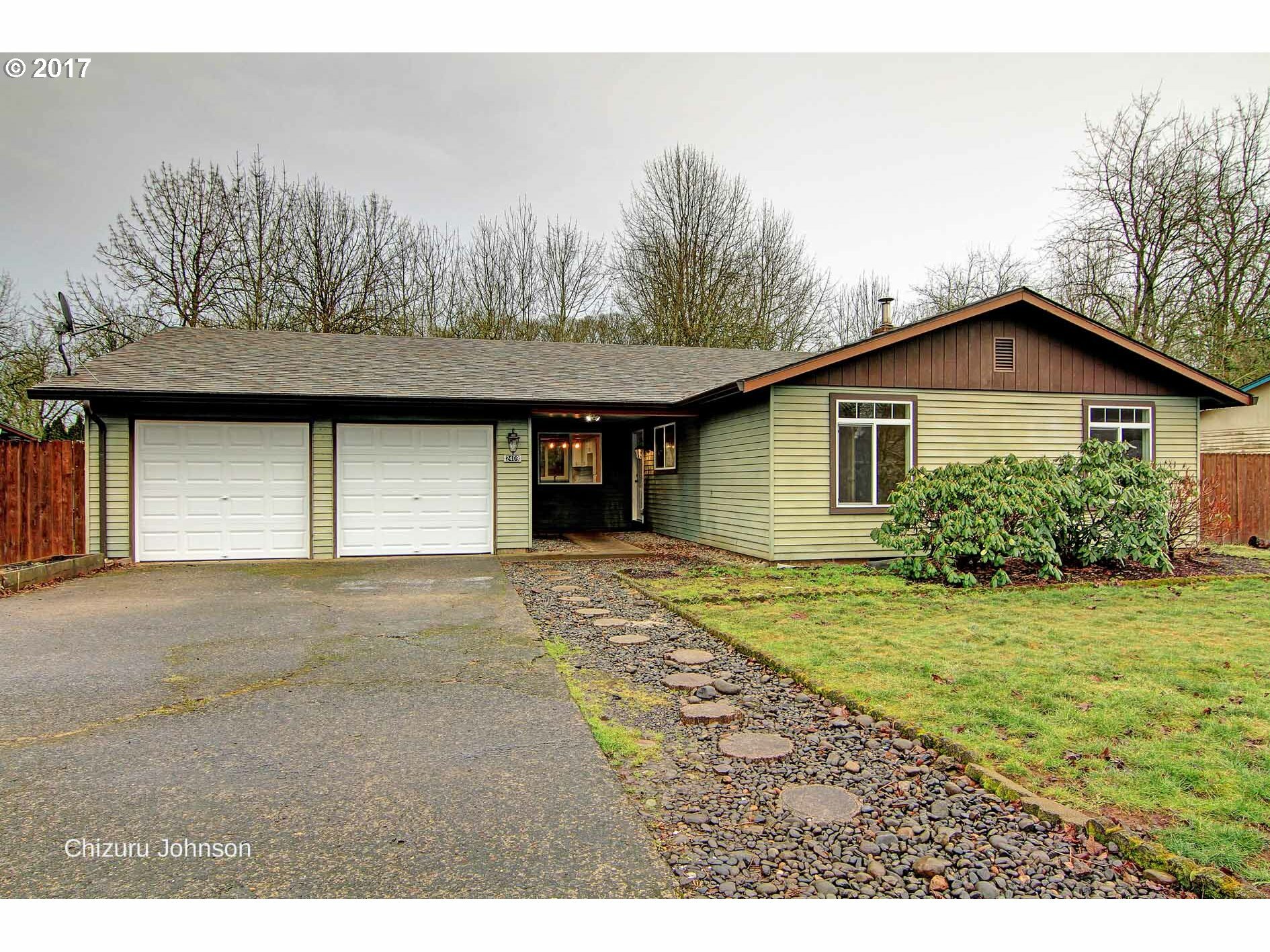 Property Photo:  2409 NE 105th Ave  WA 98664 