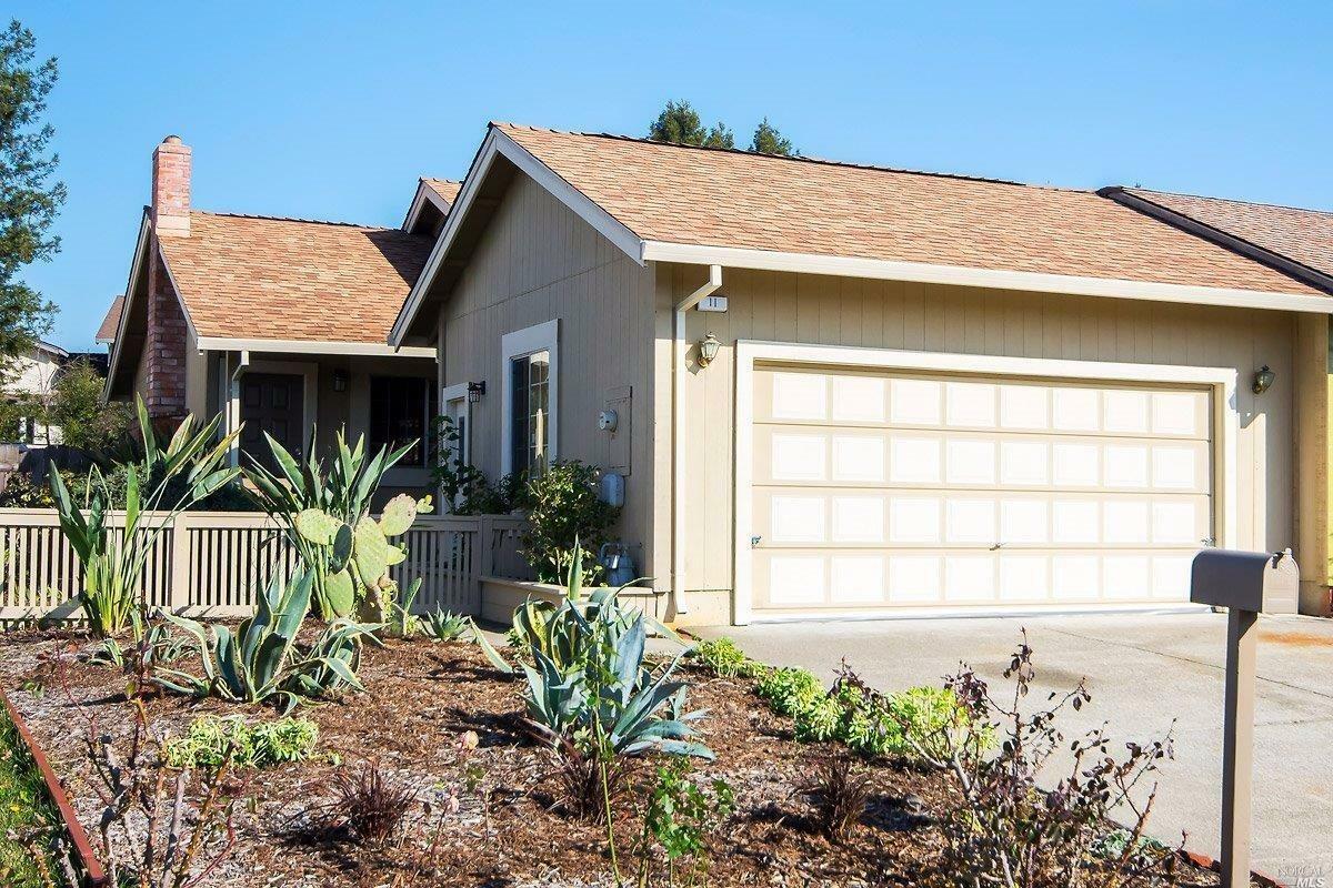 Property Photo:  11 Weatherby Court  CA 94954 