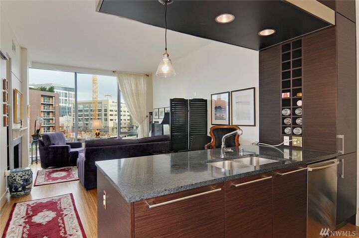 Property Photo: 820 Blanchard St 502 WA 98121
