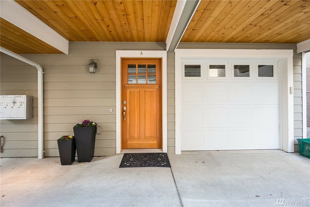 Property Photo:  2427 NW 58th Ave A  WA 98107 