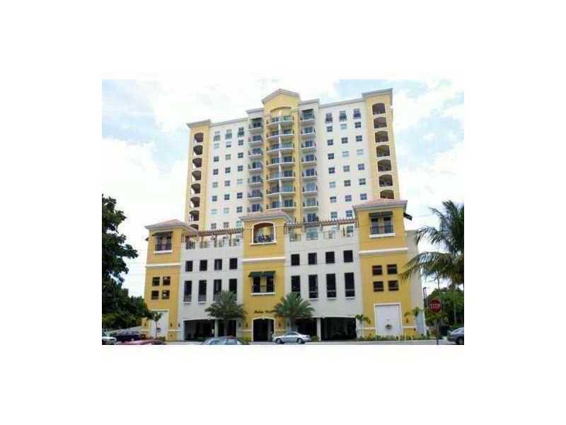 Property Photo: 1627 SW 37th Ave 504 FL 33145