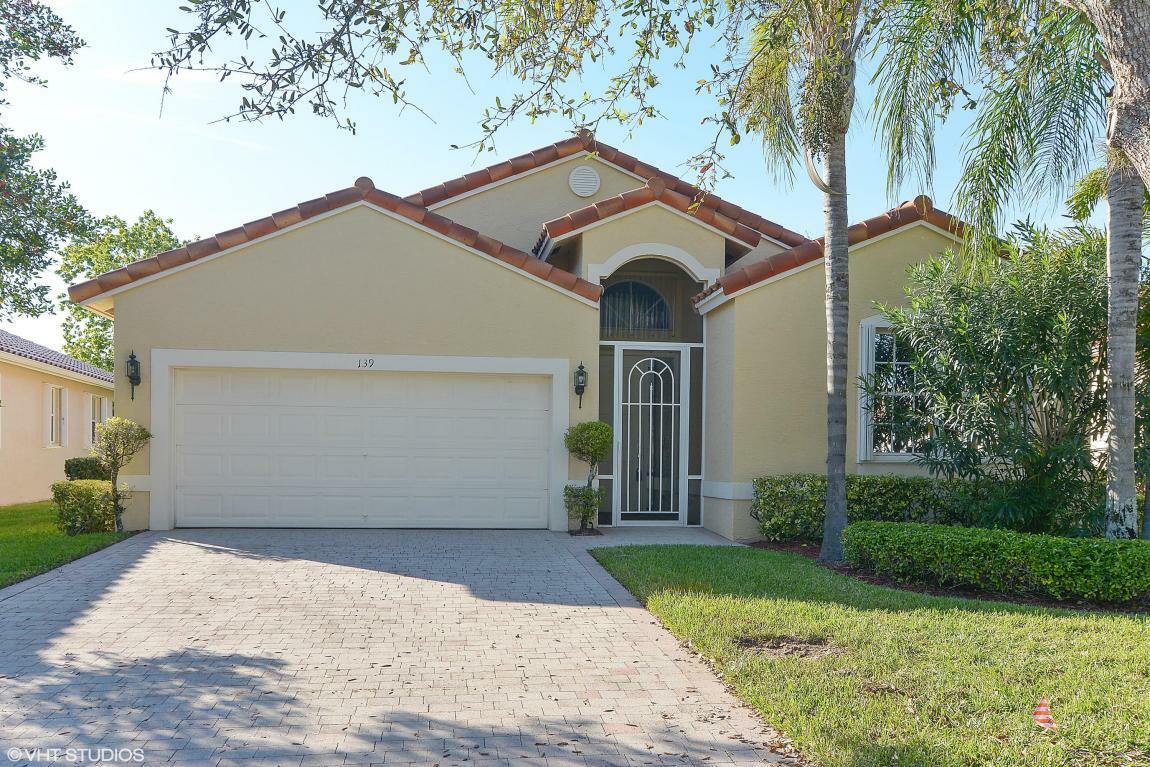 Property Photo:  139 NW Lawton Road  FL 34986 