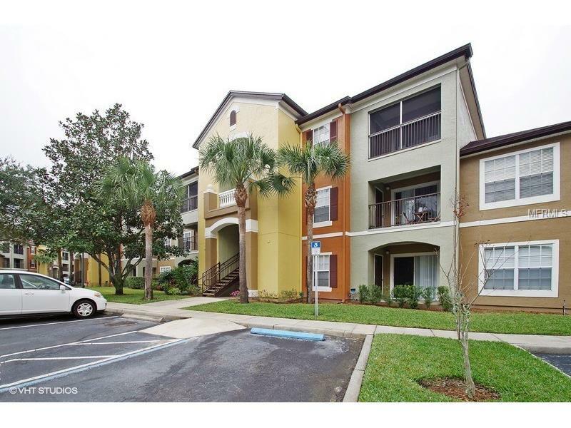 Property Photo:  814 Crest Pines Drive 935  FL 32828 