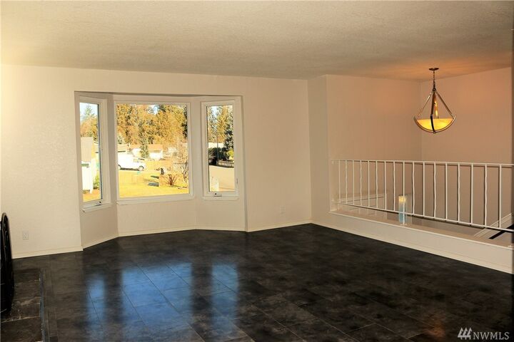 Property Photo: 5814 142nd Place NE WA 98271