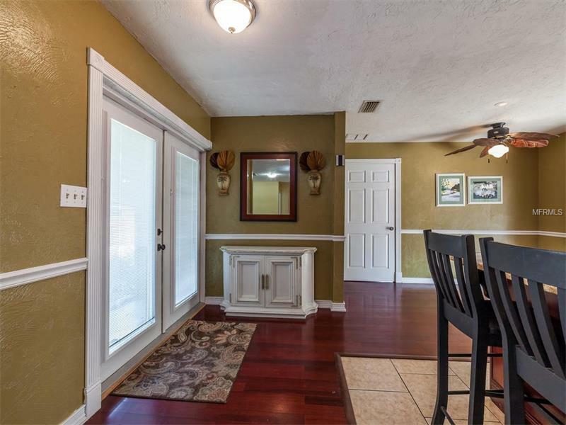 Property Photo:  5320 Hayden Boulevard  FL 34232 