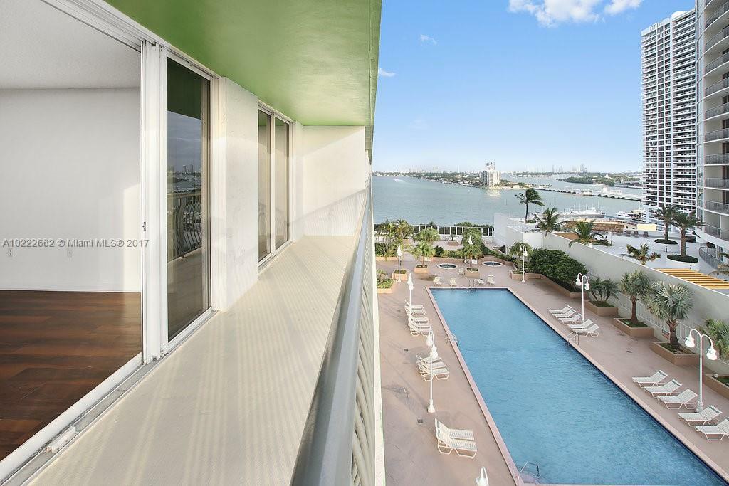 Property Photo:  1756 N Bayshore Dr 16O  FL 33132 