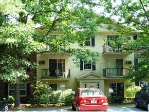 Property Photo: 3 Autumn Leaf Dr. U17 NH 03060