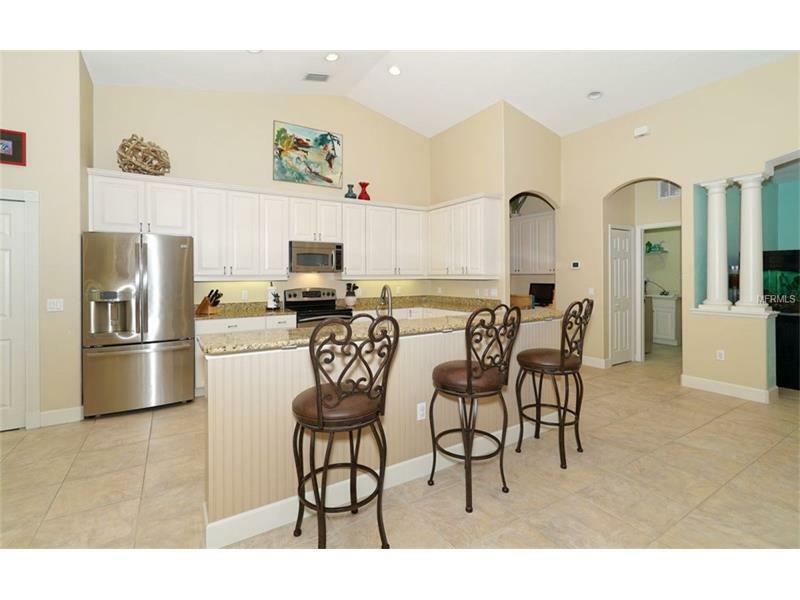 Property Photo: 7914 Edmonston Circle FL 34201