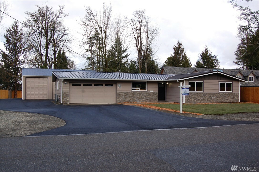 Property Photo:  21024 SE 269th St  WA 98042 