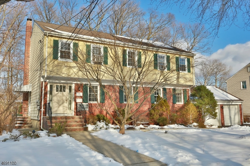 Property Photo:  81 Prospect St  NJ 07652 