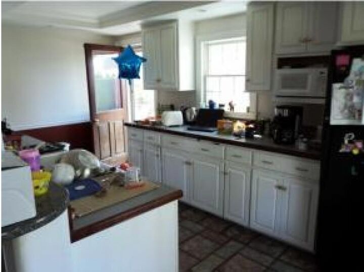 Property Photo:  115 North Lincoln  NH 03431 