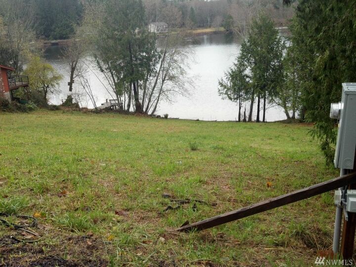 Property Photo:  1680 & 1690 SE Crescent Dr  WA 98584 