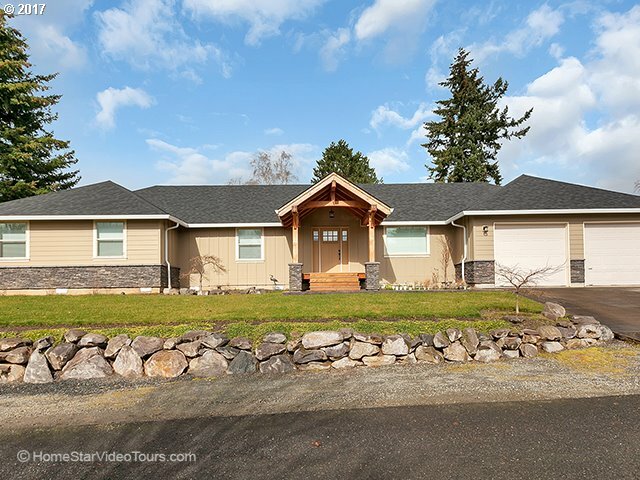 Property Photo:  1116 NW 102nd Cir  WA 98685 