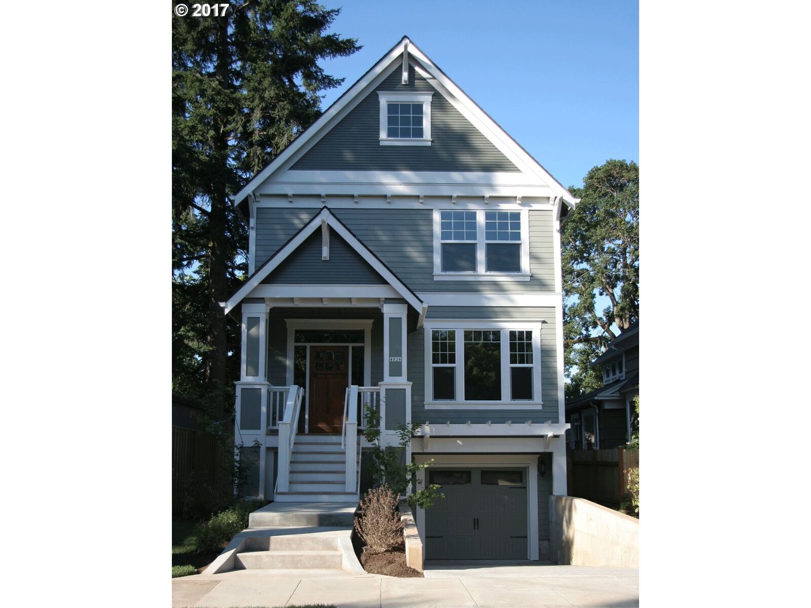 Property Photo: 7284 SW 33rd Ave OR 97219