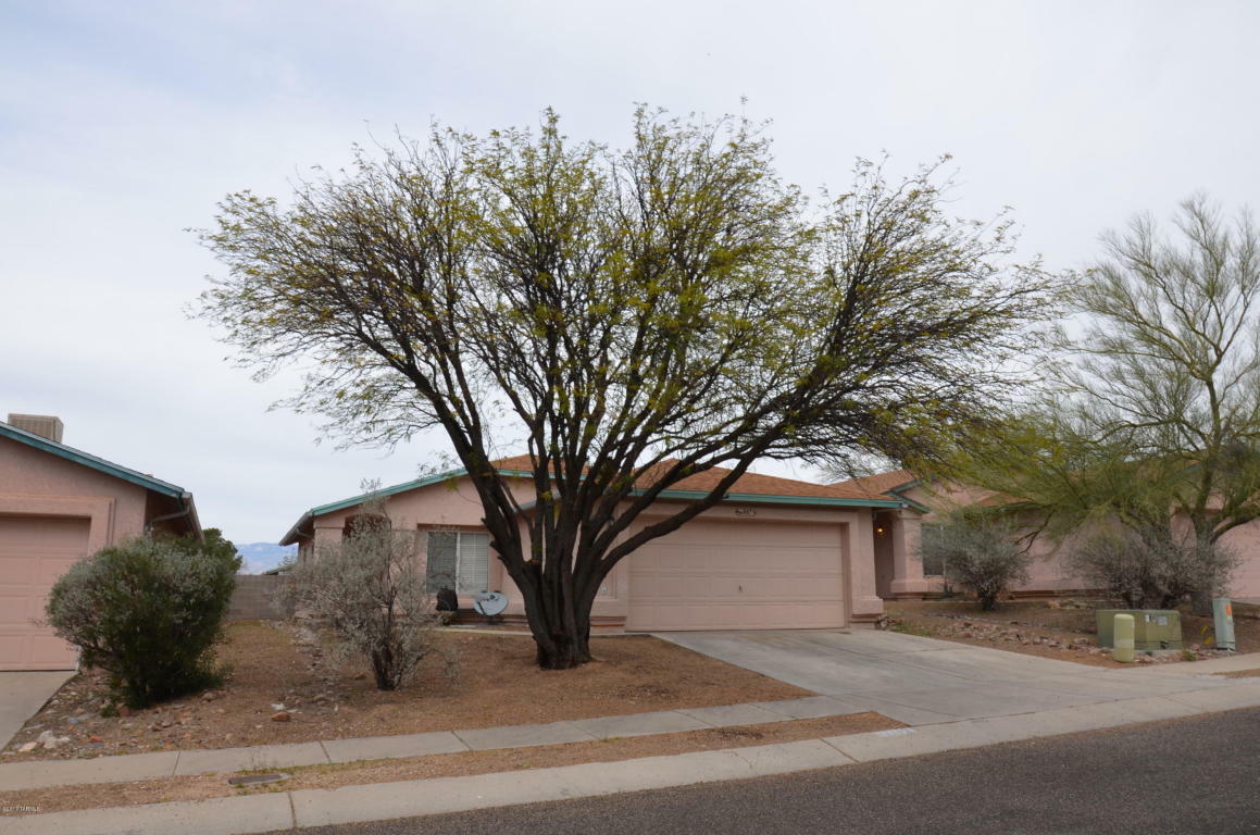 Property Photo: 8873 E Rose Tree Street AZ 85730
