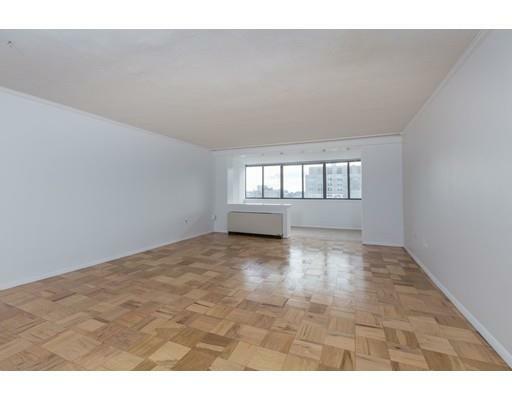 Property Photo:  8 Whittier Pl 16G  MA 02114 