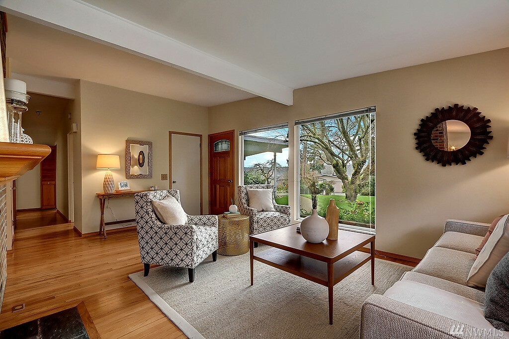 Property Photo: 4208 120th Ave SE WA 98006