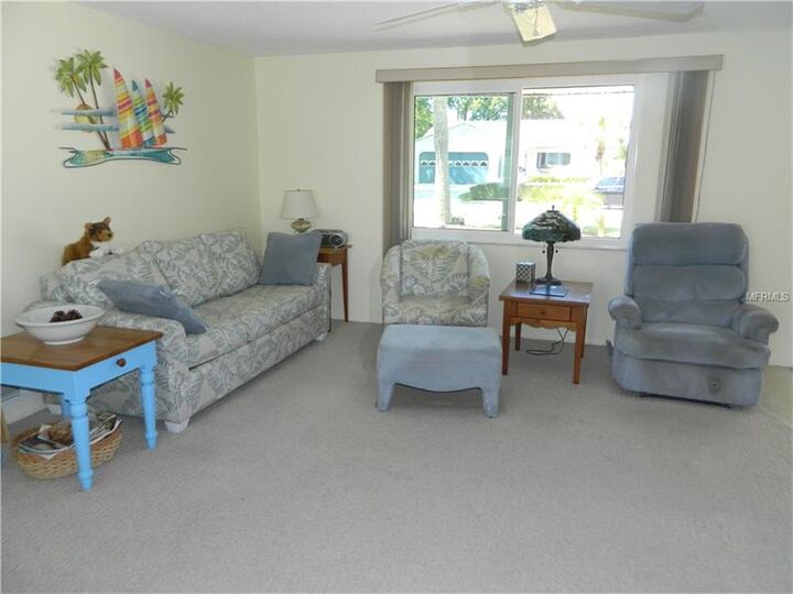 Property Photo:  270 Dorchester Drive  FL 34293 