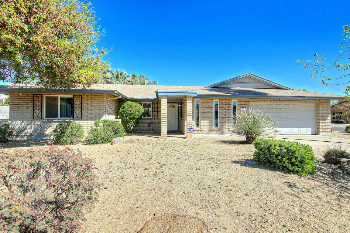 Property Photo:  13215 N 30th Place  AZ 85032 