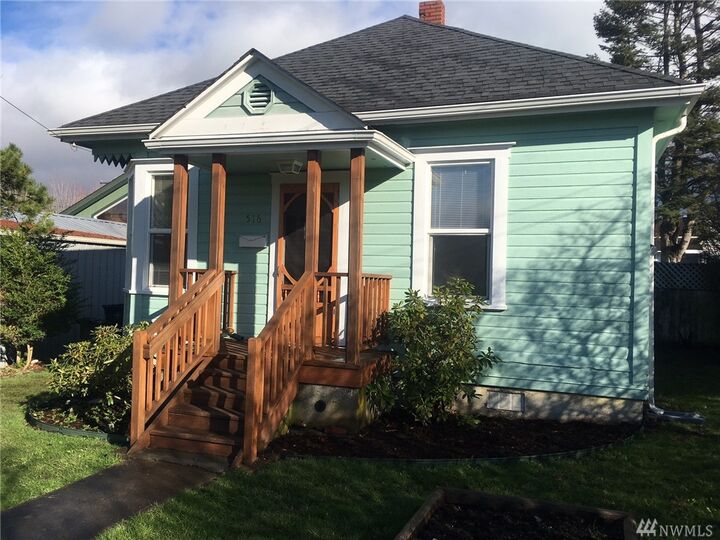516 5th St  Anacortes WA 98221 photo