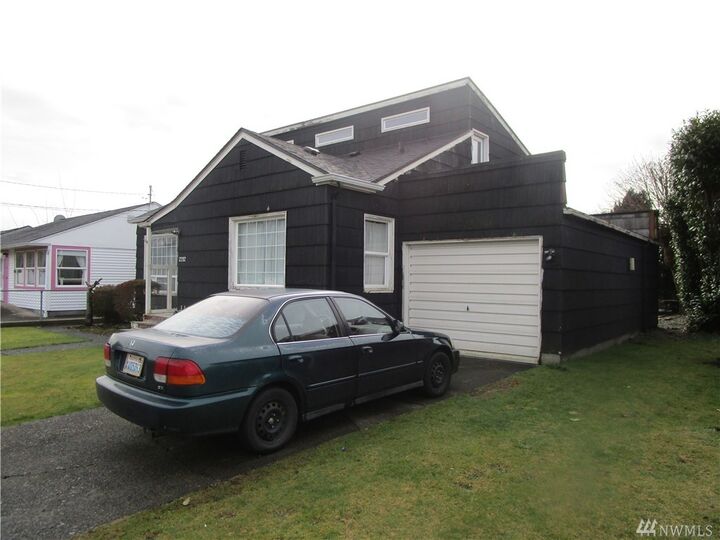 Property Photo:  2212 Aberdeen Ave  WA 98550 