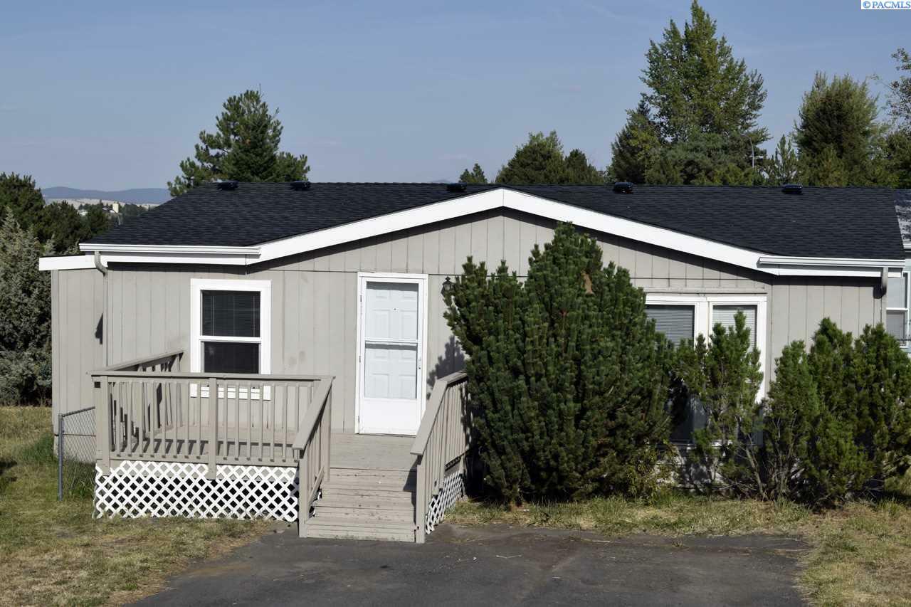 Property Photo: 260 NW Golden Hills Drive WA 99163
