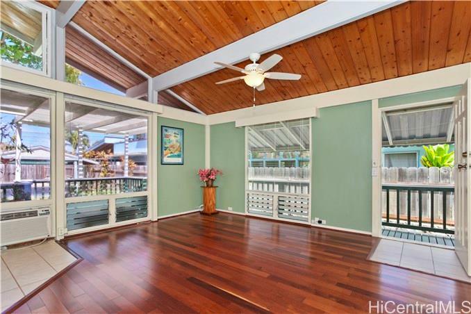 Property Photo:  617 Kuaaina Way  HI 96734 