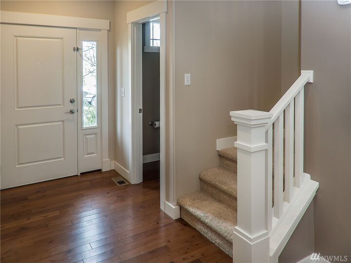 Property Photo:  13910 N Pointe Cir  WA 98012 